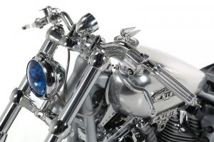 Harley-Davidson Softail Silver Storm by One Way Motorcycle