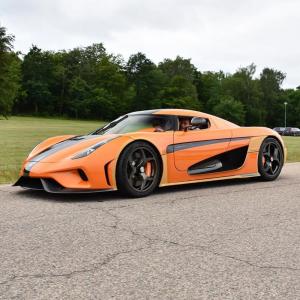 Koenigsegg Regera in Orange 2019 года