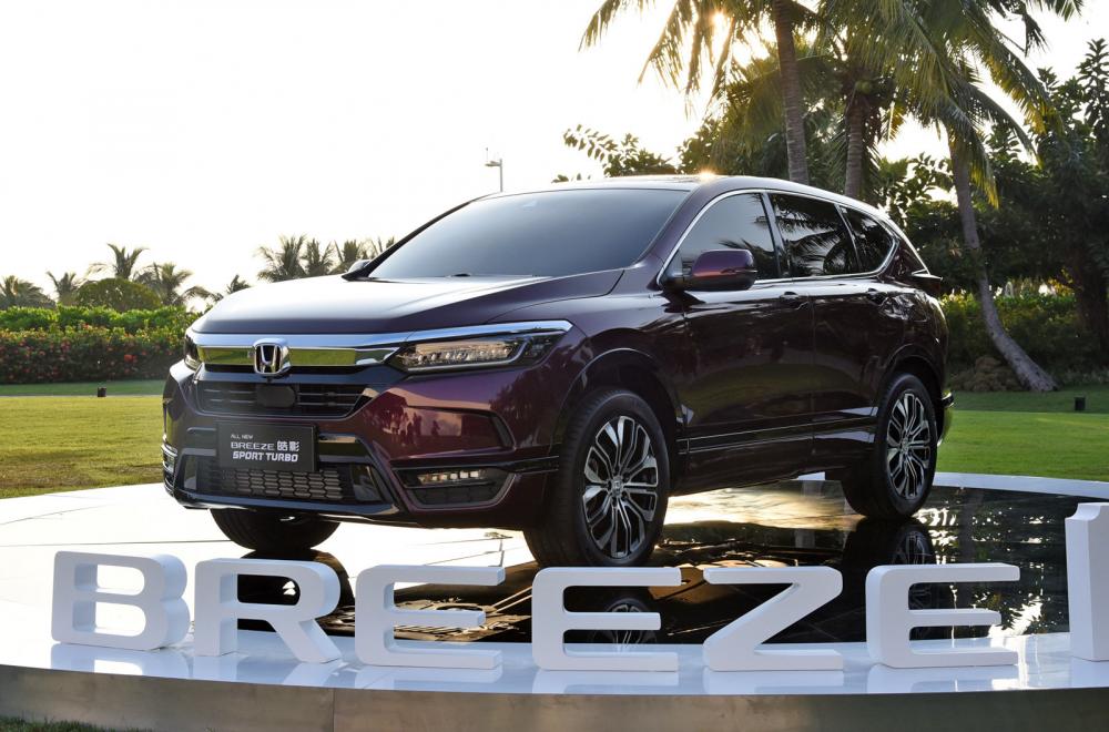 Новый автомобиль от компании Honda – кроссовер по имени Breeze
