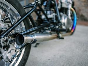 Kawasaki W800 Wasabi by Schlachtwerk