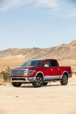 Nissan Titan Platinum Reserve Crew Cab 2019 года
