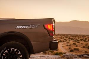 Nissan Titan Pro4X Crew Cab 2019 года