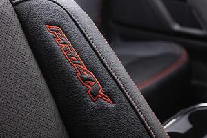 Nissan Titan Pro4X Crew Cab 2019 года