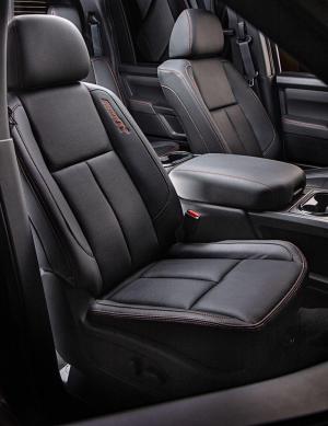 Nissan Titan Pro4X Crew Cab 2019 года