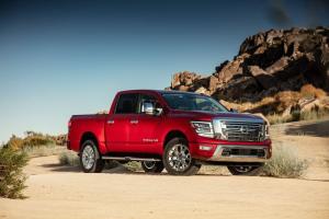Nissan Titan SL Crew Cab 2019 года