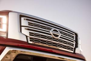 Nissan Titan SL Crew Cab 2019 года