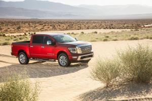 Nissan Titan SL Crew Cab 2019 года