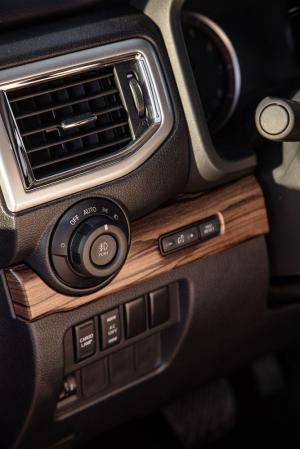 Nissan Titan SL Crew Cab 2019 года