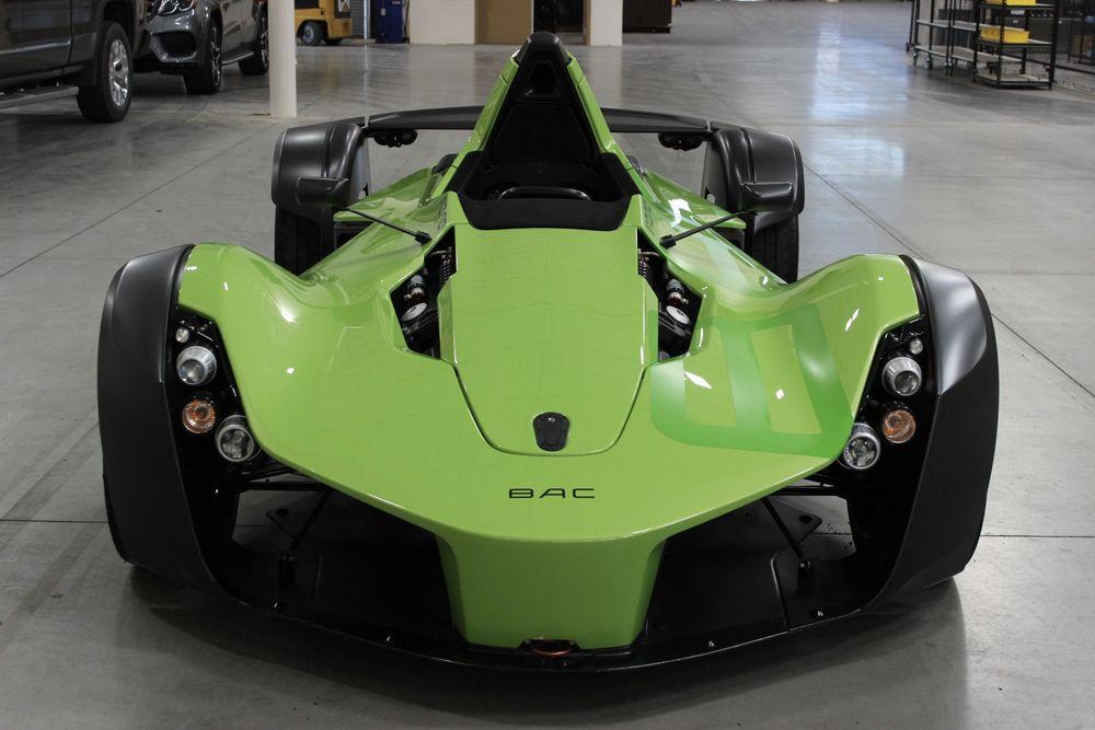Зеленый BAC Mono, представленный на Top Gear Америка выставлен на продажу