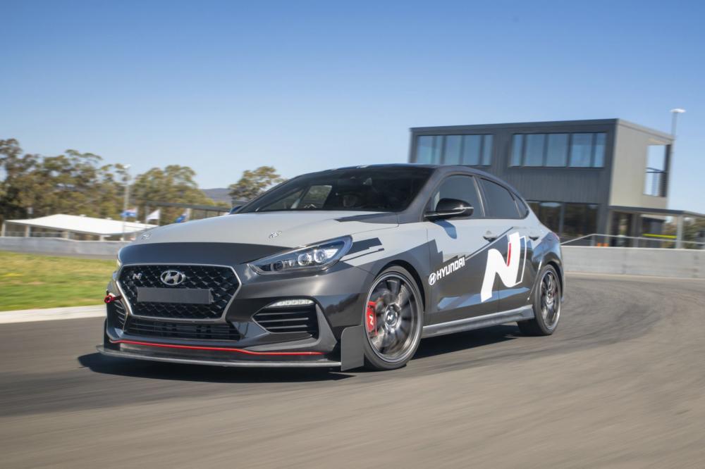 Hyundai подключилась к мировой гонке на время с i30 Fastback N