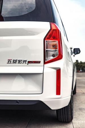 WuLing Hongguang Plus 2019 года