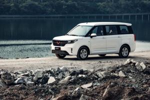 WuLing Hongguang Plus 2019 года
