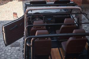 Mercedes-Benz 250 GD Mojave Silver by Expedition Motor Company