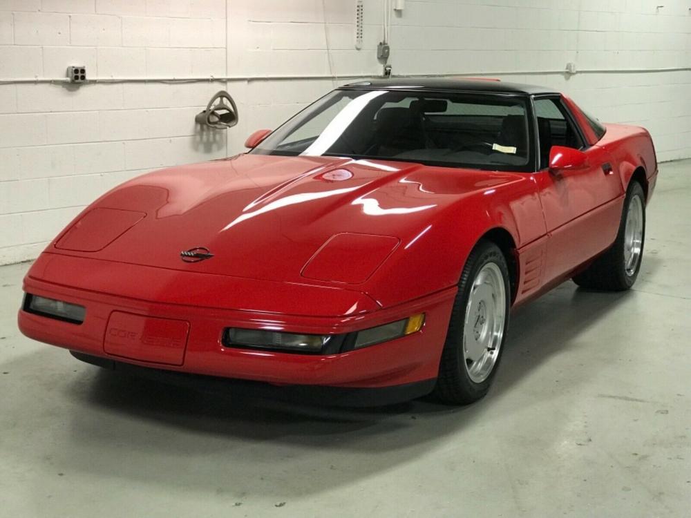 Продается Chevrolet Corvette 1991 года с пробегом 460 км