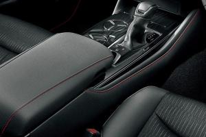 Toyota Crown Sport Style 2019 года