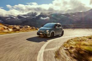 Abarth 695 70 Anniversario 2019 года