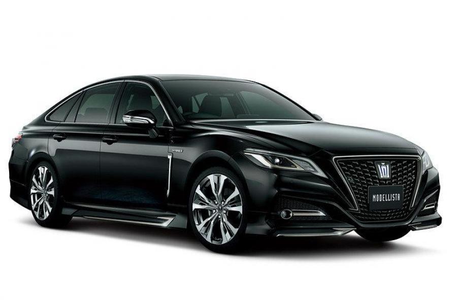 Для новой спортивной Toyota Crown появился пакет опций от Modellista