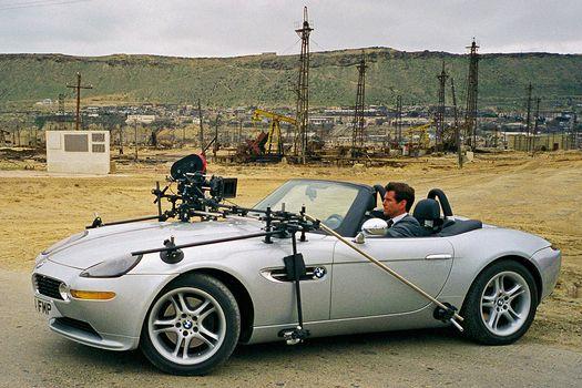 BMW Z8 2000 года для фильма: И целого мира мало