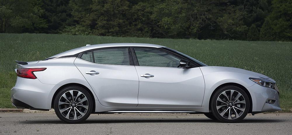 Nissan Maxima SR 2016 года