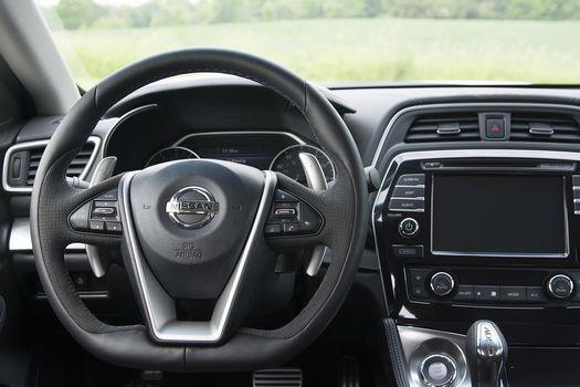 Nissan Maxima SR 2016 года