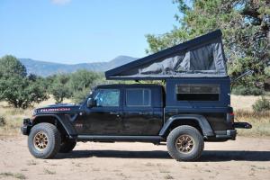 Jeep Gladiator Rubicon AT Summit Habitat Camper by Adventure Trailers 2019 года