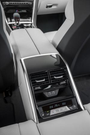 BMW M8 Competition Gran Coupe 2019 года