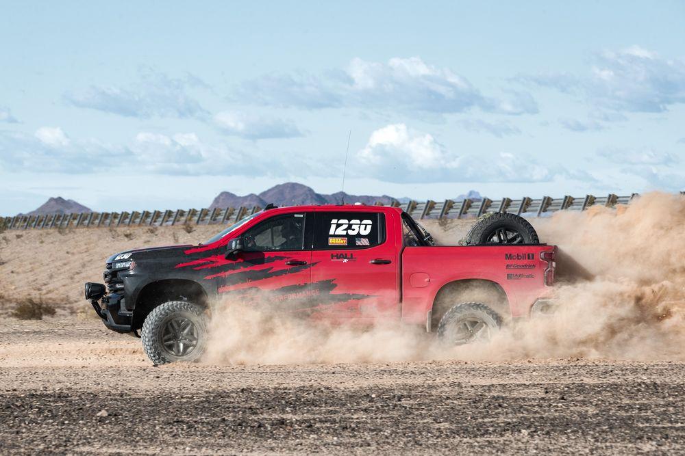 Chevrolet Silverado Race Truck 2019 года