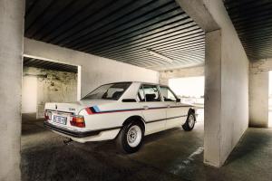 BMW 530 MLE 1976 года