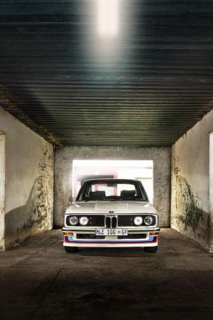 BMW 530 MLE 1976 года