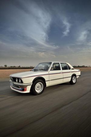 BMW 530 MLE 1976 года