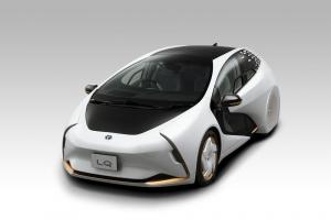 Toyota LQ 2019 года