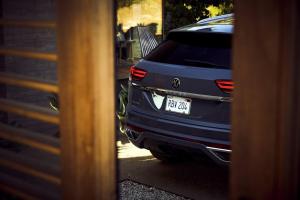 Volkswagen Atlas Cross Sport R-Line 2019 года