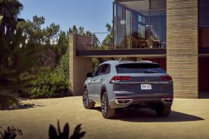 Volkswagen Atlas Cross Sport R-Line 2019 года
