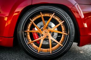 Jeep Grand Cherokee SRT8 on Ferrada Wheels (USF02)
