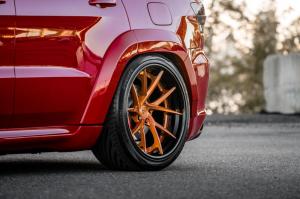 Jeep Grand Cherokee SRT8 on Ferrada Wheels (USF02)