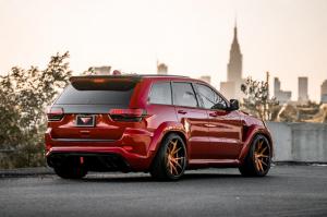 Jeep Grand Cherokee SRT8 on Ferrada Wheels (USF02)