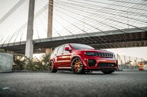 Jeep Grand Cherokee SRT8 on Ferrada Wheels (USF02)