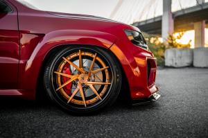 Jeep Grand Cherokee SRT8 on Ferrada Wheels (USF02)