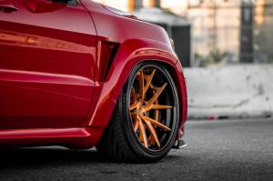 Jeep Grand Cherokee SRT8 on Ferrada Wheels (USF02)
