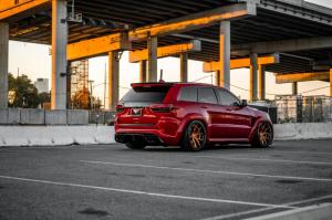 Jeep Grand Cherokee SRT8 on Ferrada Wheels (USF02)