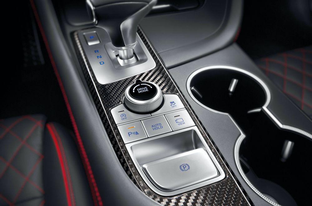 Genesis G70 2019 года