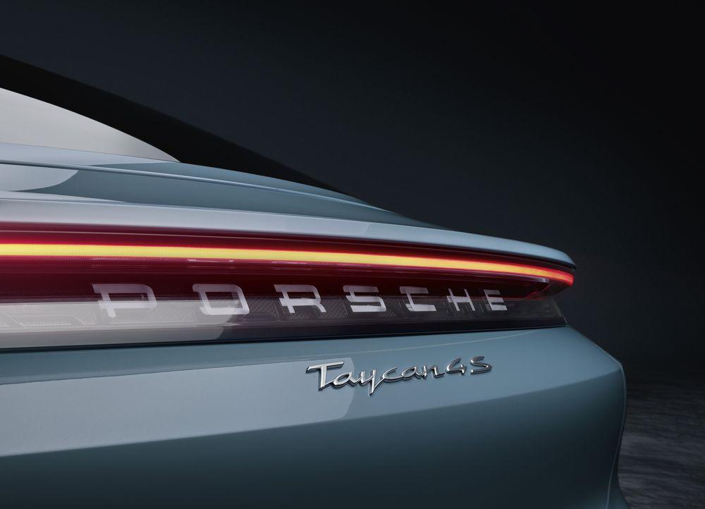 Porsche Taycan 4S 2019 года