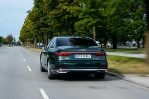 Audi A8L 60 TFSI e Quattro 2019 года