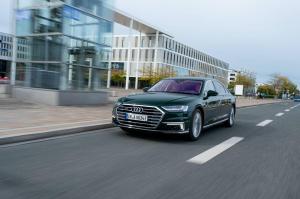 Audi A8L 60 TFSI e Quattro 2019 года