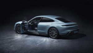 Porsche Taycan 4S 2019 года