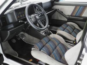 Lancia Delta HF Integrale 8V 1988 года