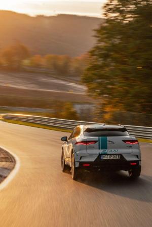 Jaguar I-Pace EV400 AWD HSE Nurburgring Taxi 2019 года