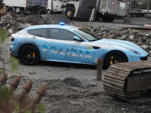 2019 Ferrari FF Polizia by WrapZone