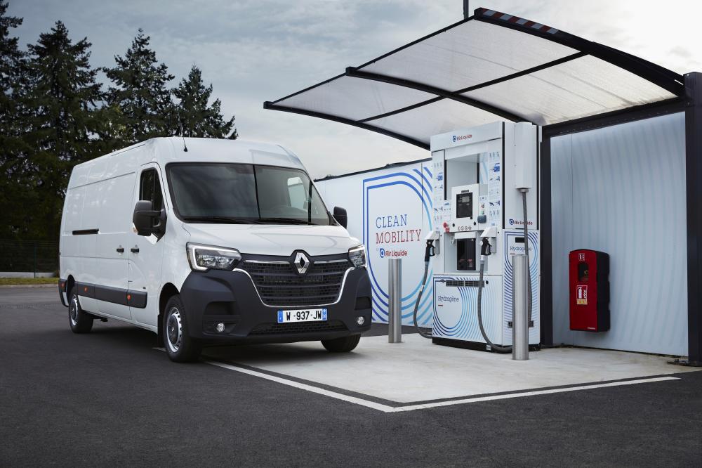 Компания Renault с помощью водорода увеличила своим электромобилям дальность хода