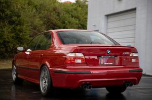 BMW M5 Imola Red 16